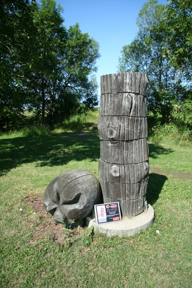 Photo Isabelle Hardy, 2013, coll. Musée de la mémoire vivante.b